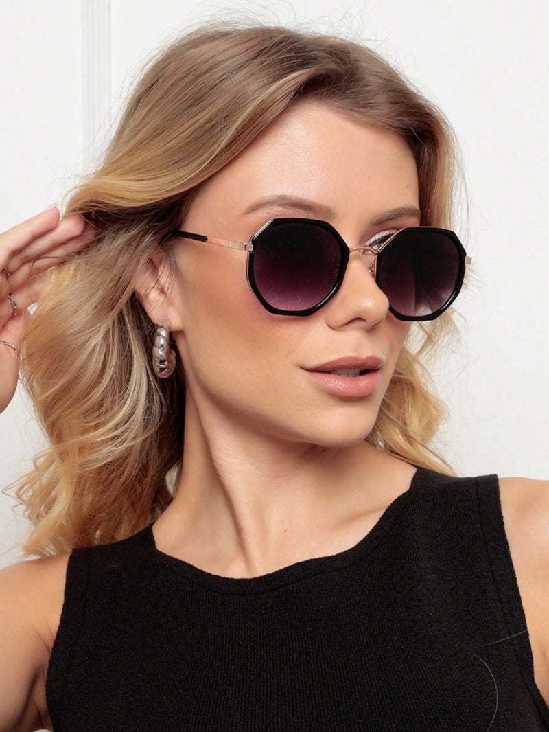 Vendedor Indicado
Óculos Vintage De Moda OCTOGONAL Feminina LENTEUV400 COM ESTOJO