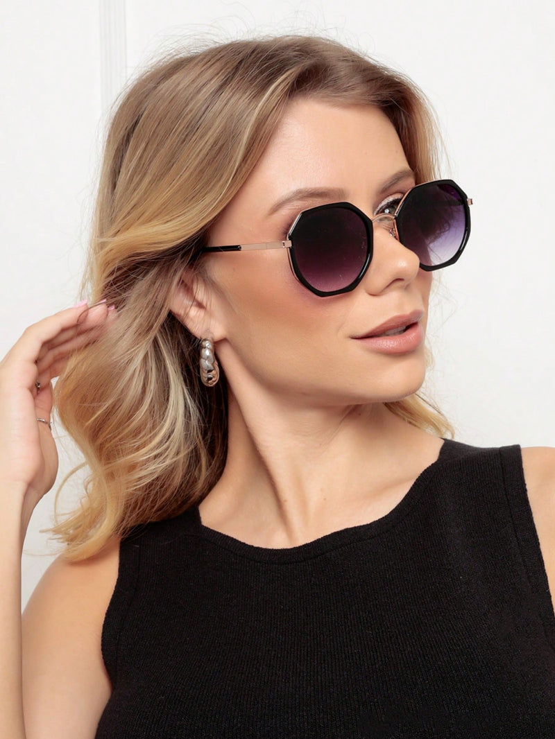 Vendedor Indicado
Óculos Vintage De Moda OCTOGONAL Feminina LENTEUV400 COM ESTOJO
