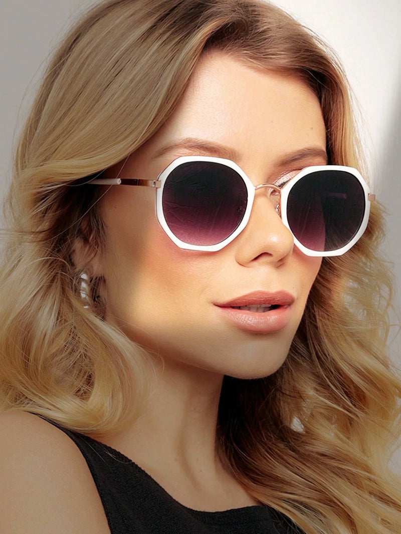 Vendedor Indicado
Óculos Vintage De Moda OCTOGONAL Feminina LENTEUV400 COM ESTOJO