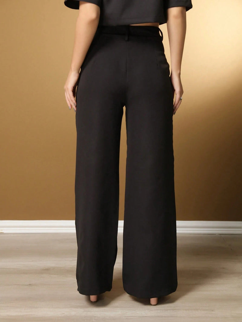 Vendedor IndicadoConjunto feminino de alfaiataria blusa manga curta com calça reta ótimo para usar no trabalho dia a dia casual premium acabamento pespontado