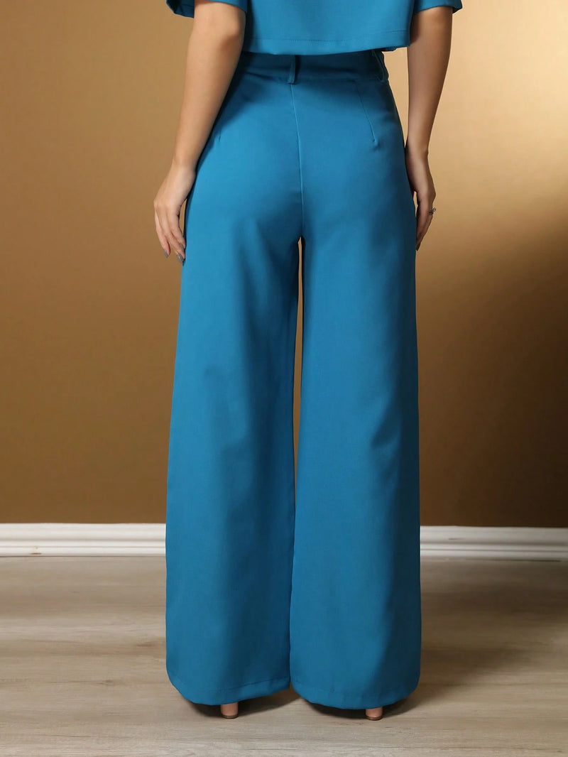 Vendedor IndicadoConjunto feminino de alfaiataria blusa manga curta com calça reta ótimo para usar no trabalho dia a dia casual premium acabamento pespontado