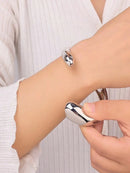 Vendedor Indicado
Pulseira aberta estilo barroco retro europeu e americano banhado a ouro luz luxo moda versátil1