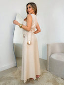 Vendedor IndicadoConjunto longo de linho, composto por saia com fenda e blusa com detalhes nas alças