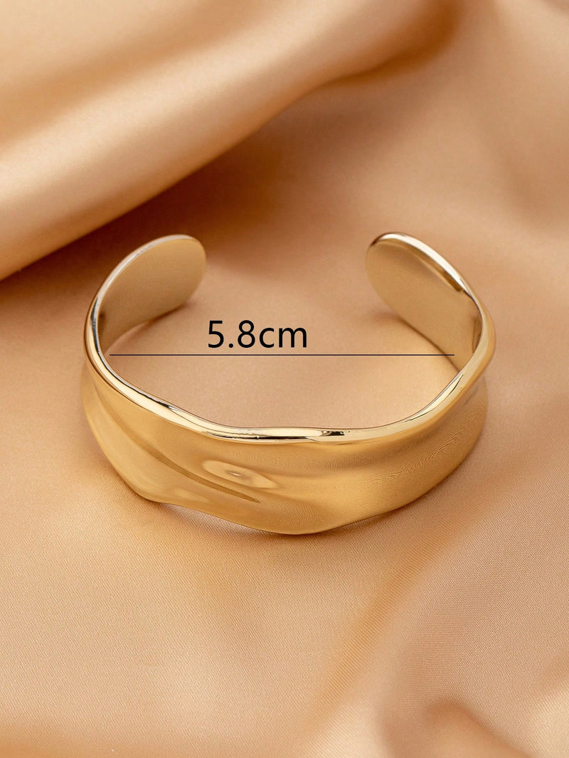 1 peça Bracelete Geométrico Assimétrico Vazado Fashion na Cor Dourada, Adequado para Férias, Praia, Festa Formal e Acessório Diário de Roupa