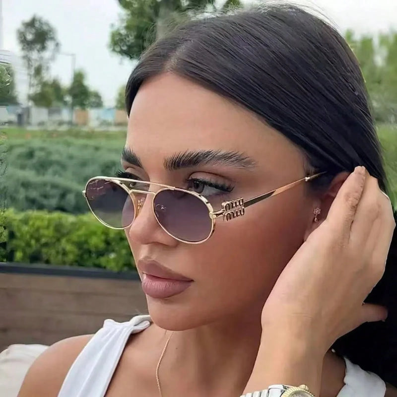 Óculos de sol ovais de viga dupla de metal moda feminina versátil 2025 novos óculos de sol personalizados óculos de sol europeus e americanos hot girl