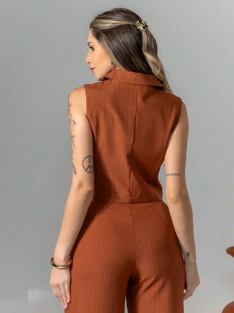 Vendedor Indicadoconjunto de colete e calça pantalona de alfaiataria listrada C3095