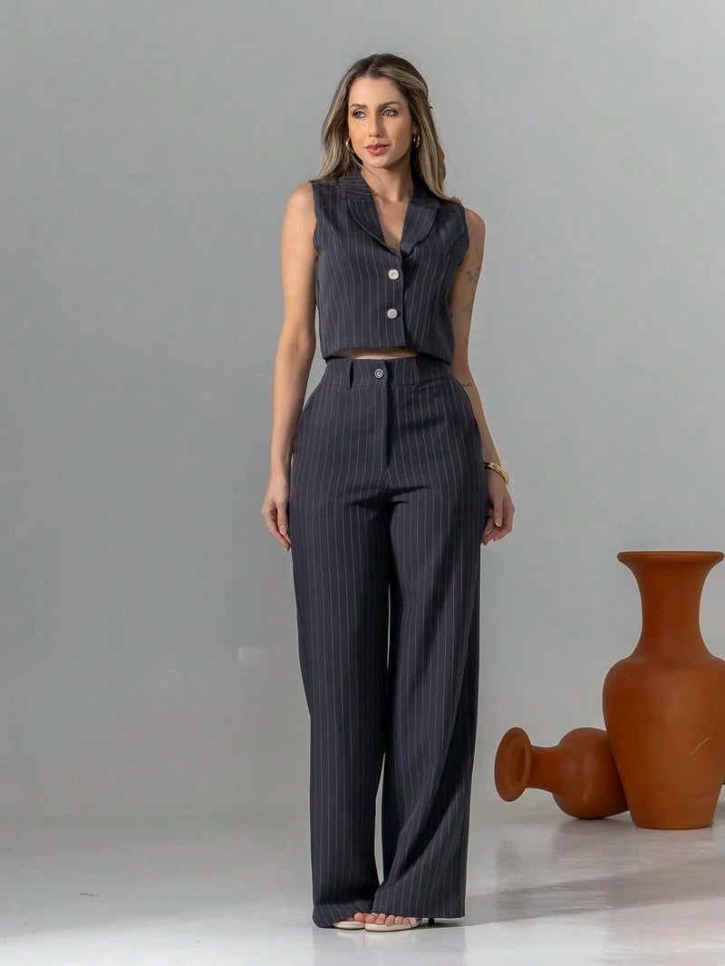 Vendedor Indicadoconjunto de colete e calça pantalona de alfaiataria listrada C3095