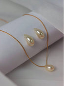 Conjunto de Joias Femininas – Brinco e Colar Gota d’Água com Pérola, Banhado a Ouro 18K