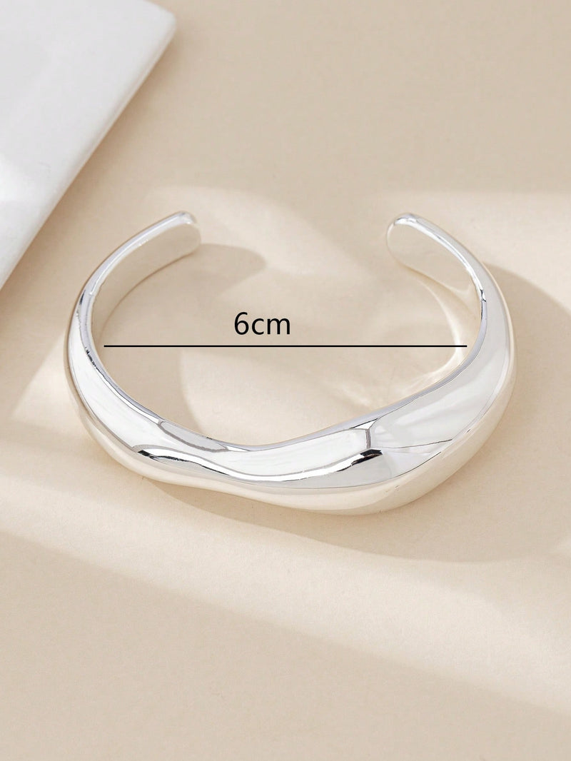1 peça Bracelete Geométrico Assimétrico Vazado Fashion na Cor Dourada, Adequado para Férias, Praia, Festa Formal e Acessório Diário de Roupa
