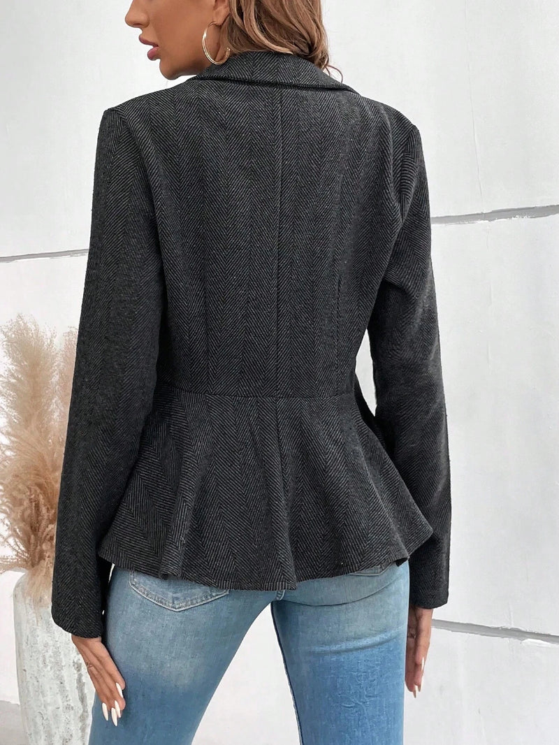 Vendedor Indicado
Casaco Blazer Feminino Curto Alfaiataria Jacquard com Babado e Botões Duplos