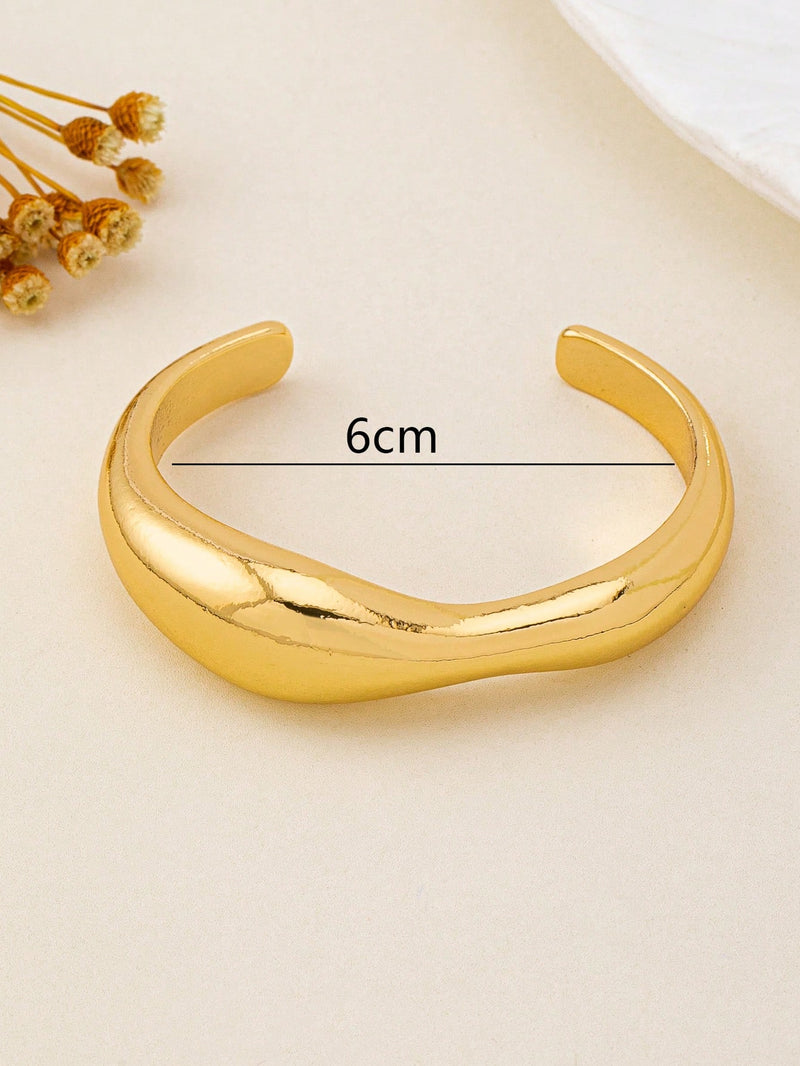 1 peça Bracelete Geométrico Assimétrico Vazado Fashion na Cor Dourada, Adequado para Férias, Praia, Festa Formal e Acessório Diário de Roupa