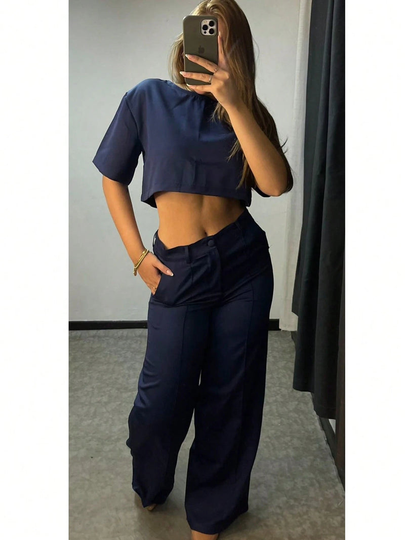 Vendedor IndicadoConjunto feminino de alfaiataria blusa manga curta com calça reta ótimo para usar no trabalho dia a dia casual premium acabamento pespontado